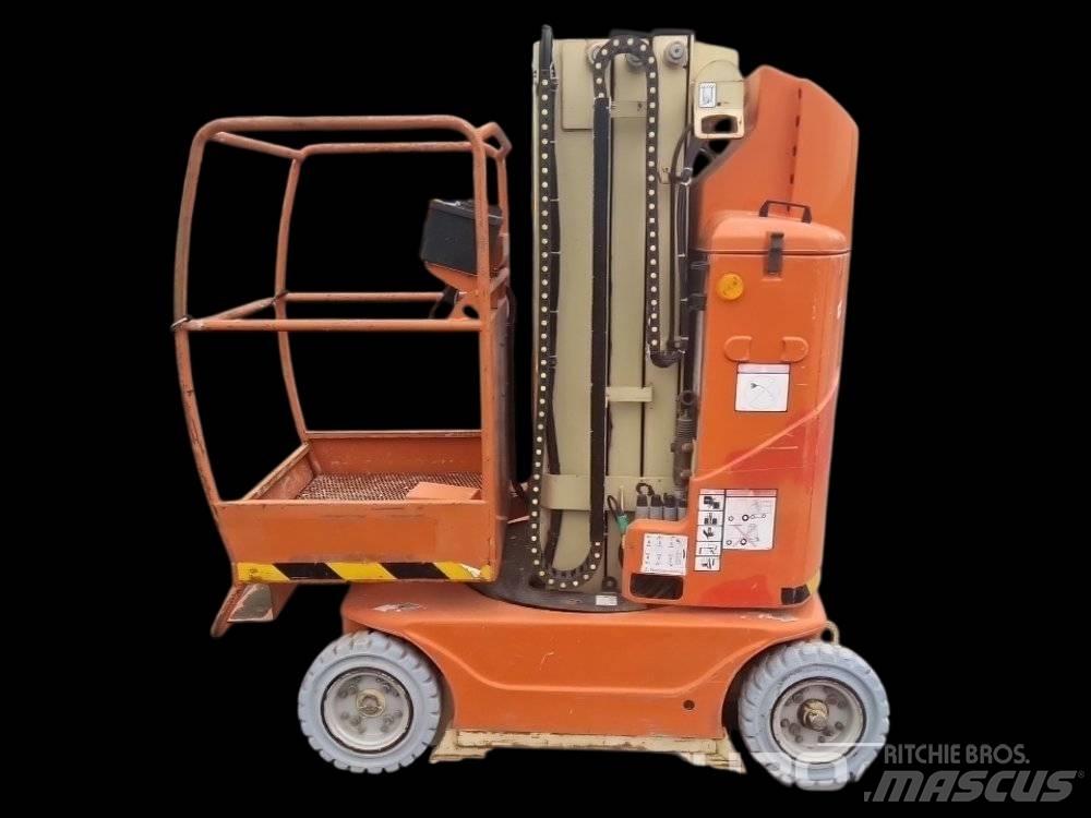 JLG Toucan 800 ブームリフト　屈伸型