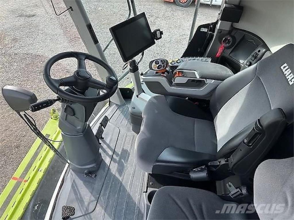CLAAS Lexion 7400 コンバイン