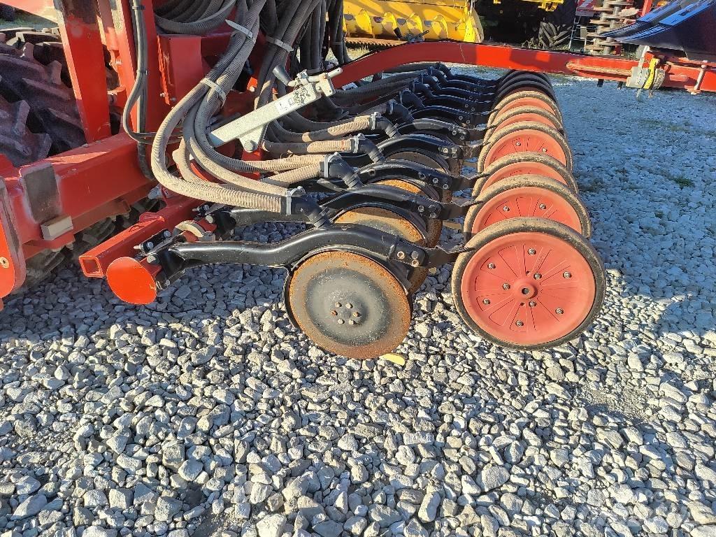 Horsch Focus 6 TD ドリル