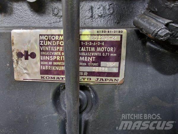 Komatsu 6D125E-2 エンジン
