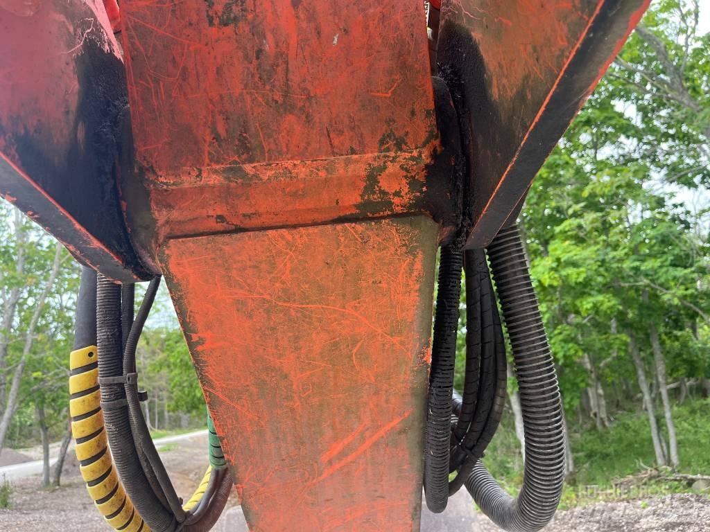 Fiat-Kobelco E 215 大型油圧ショベル12t以上（パワーショベル・ユンボ）