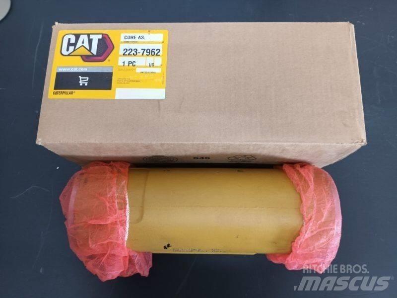 CAT CORE AS 223-7962 シャーシ及びサスペンション