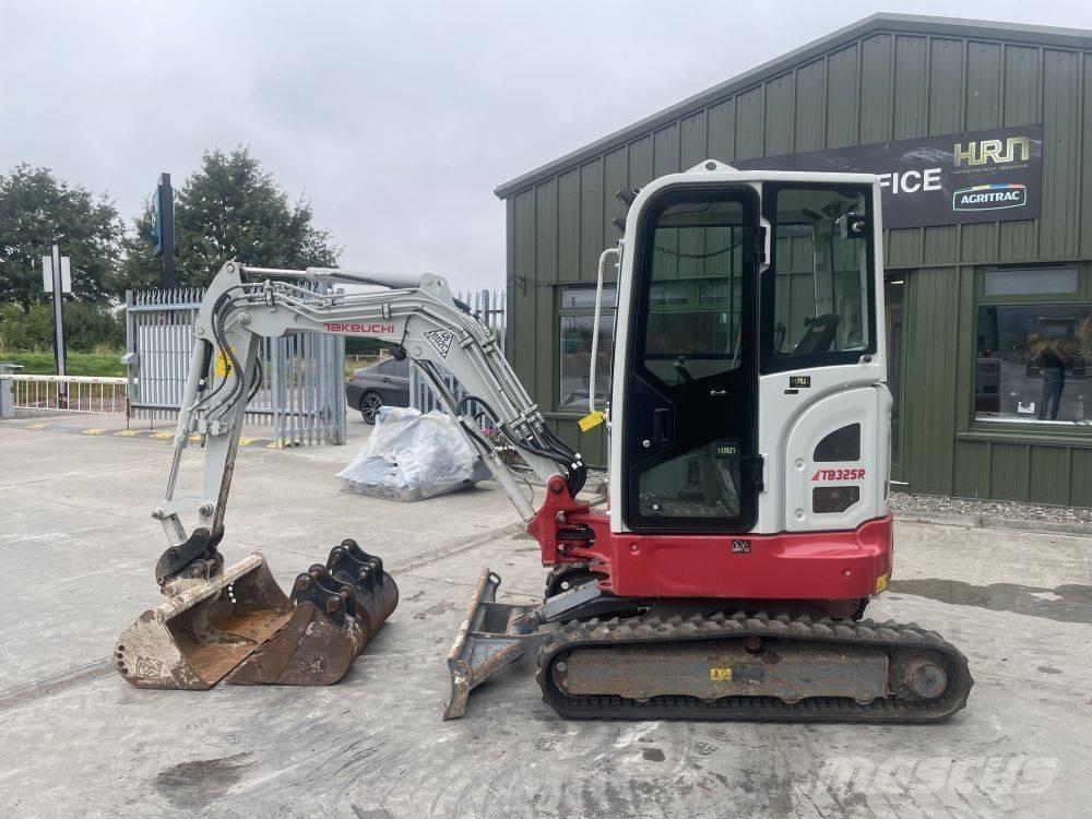 Takeuchi TB 325 R ミニ油圧ショベル 7t以下（ミニユンボ・ミニディガー）