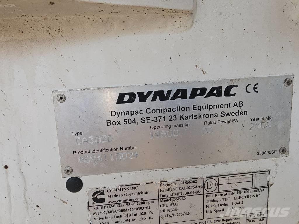 Dynapac CA 302 D 振動ローラ
