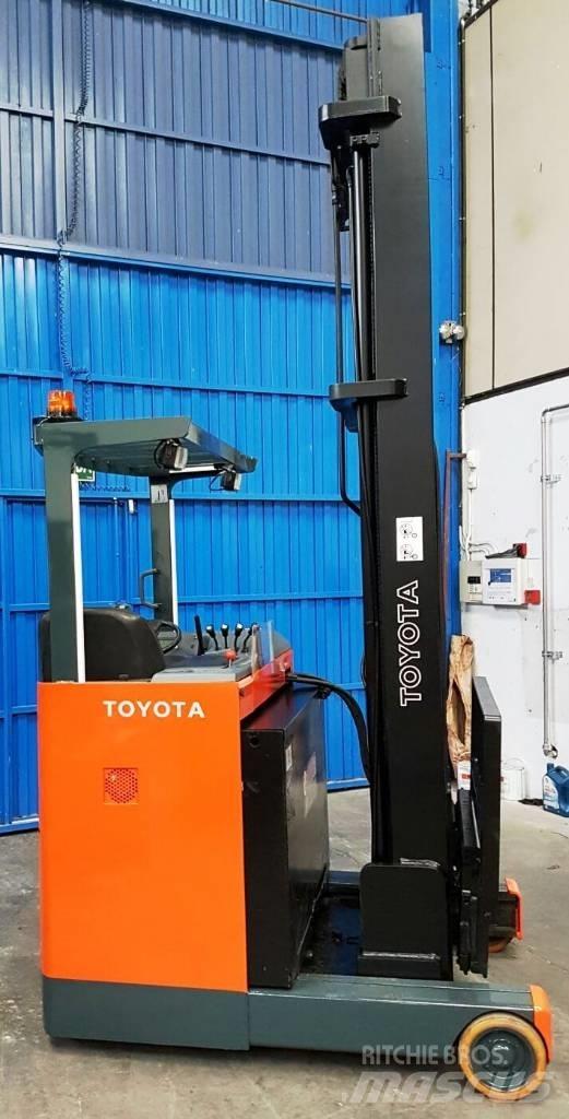 Toyota 6 FBRE 14 リーチフォークリフト