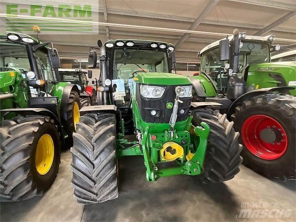 John Deere 6125 r トラクター