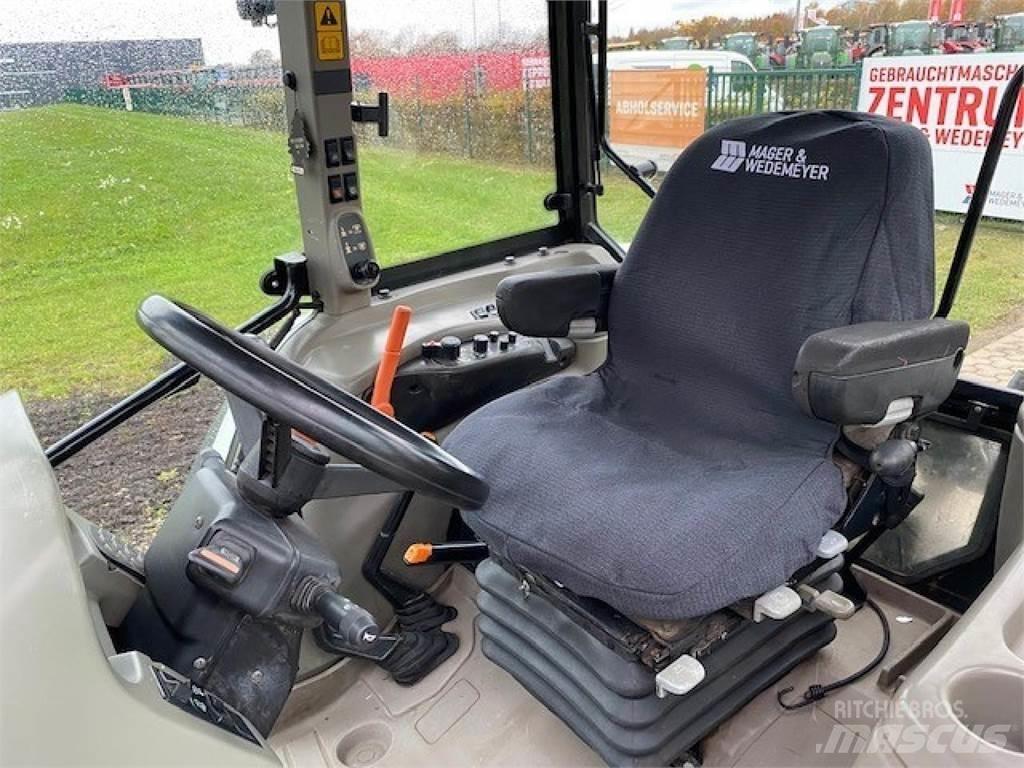 Case IH JX 1090U トラクター