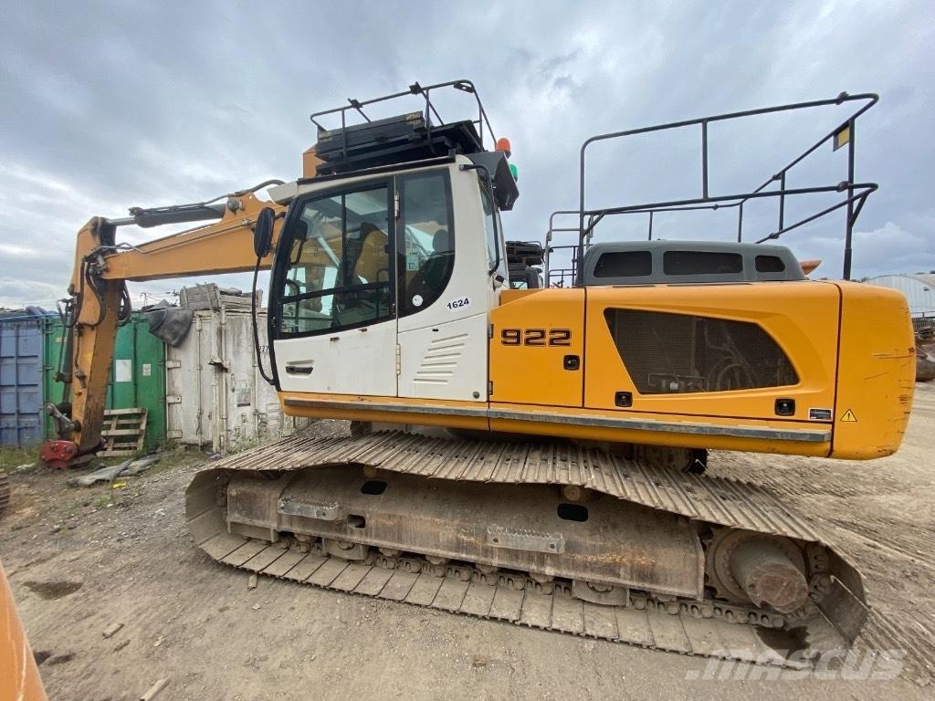 Liebherr R 922 大型油圧ショベル12t以上（パワーショベル・ユンボ）