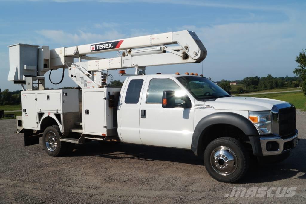 Ford F 550 XLT SD トラック高所作業車