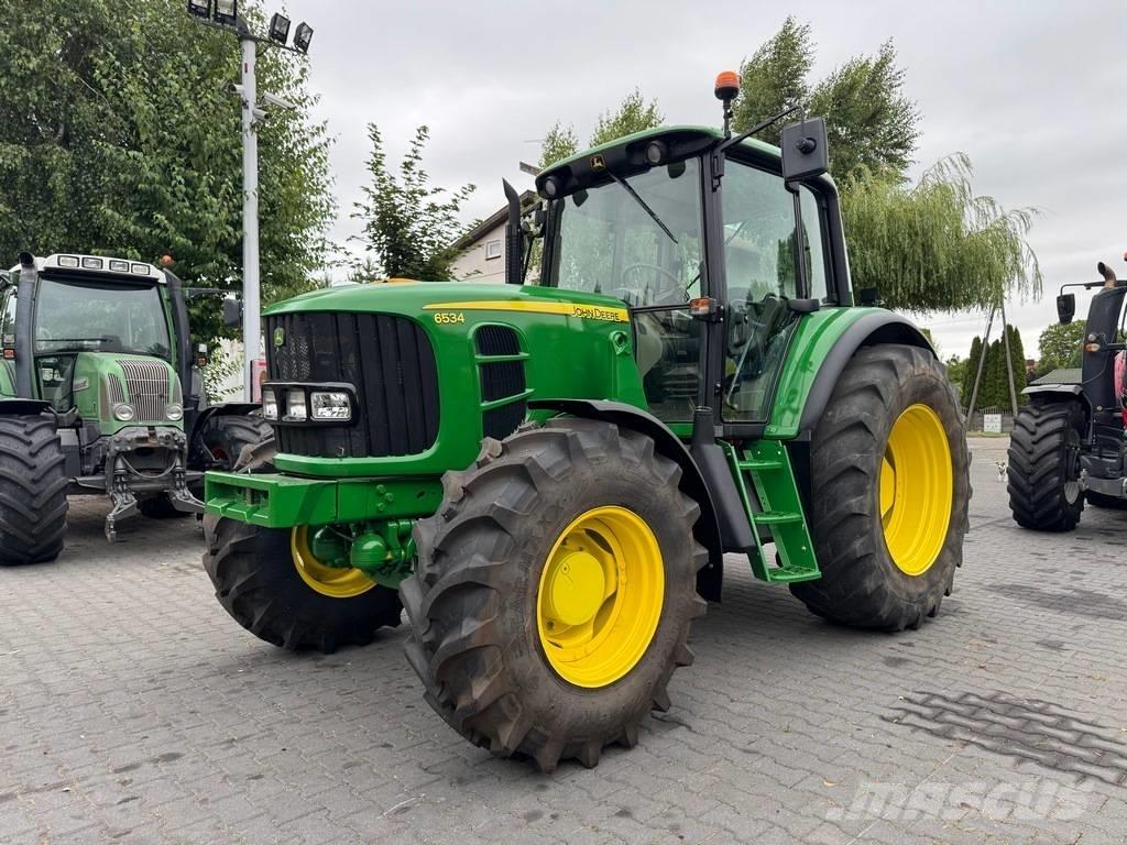 John Deere 6534 トラクター