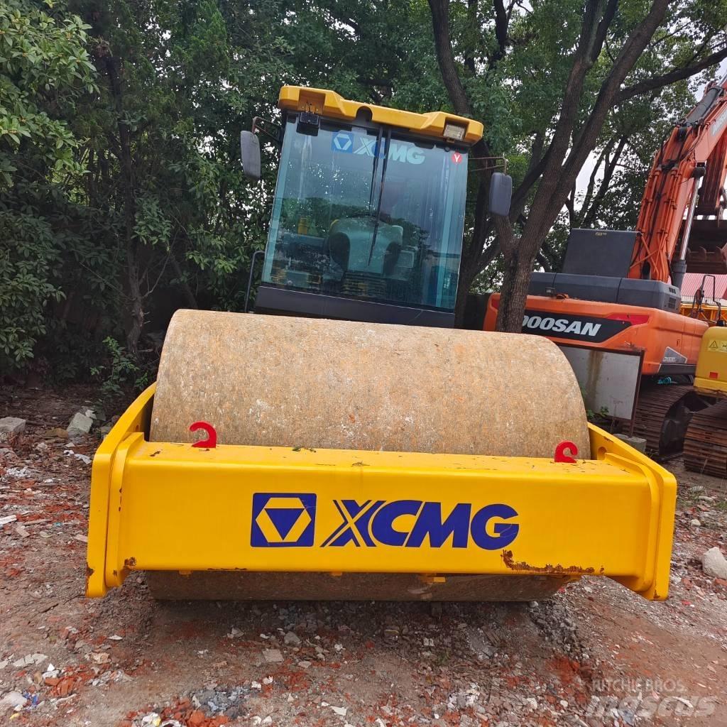 XCMG XS 223 J 振動ローラ