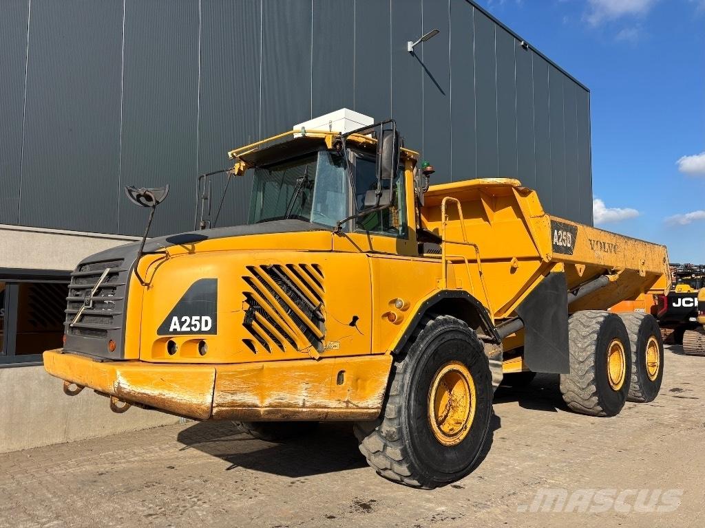 Volvo A 25 D アーティキュレート式ダンプトラック