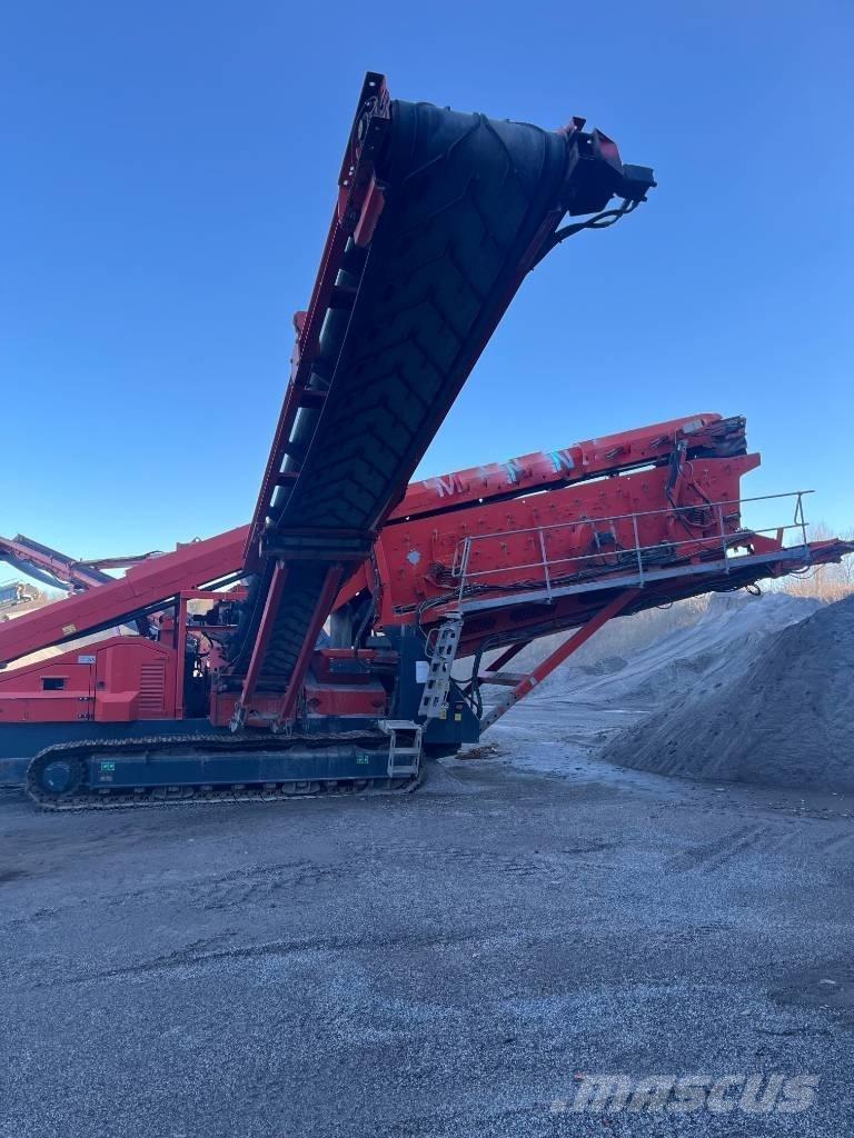 Terex Finlay 694 自走式スクリーン