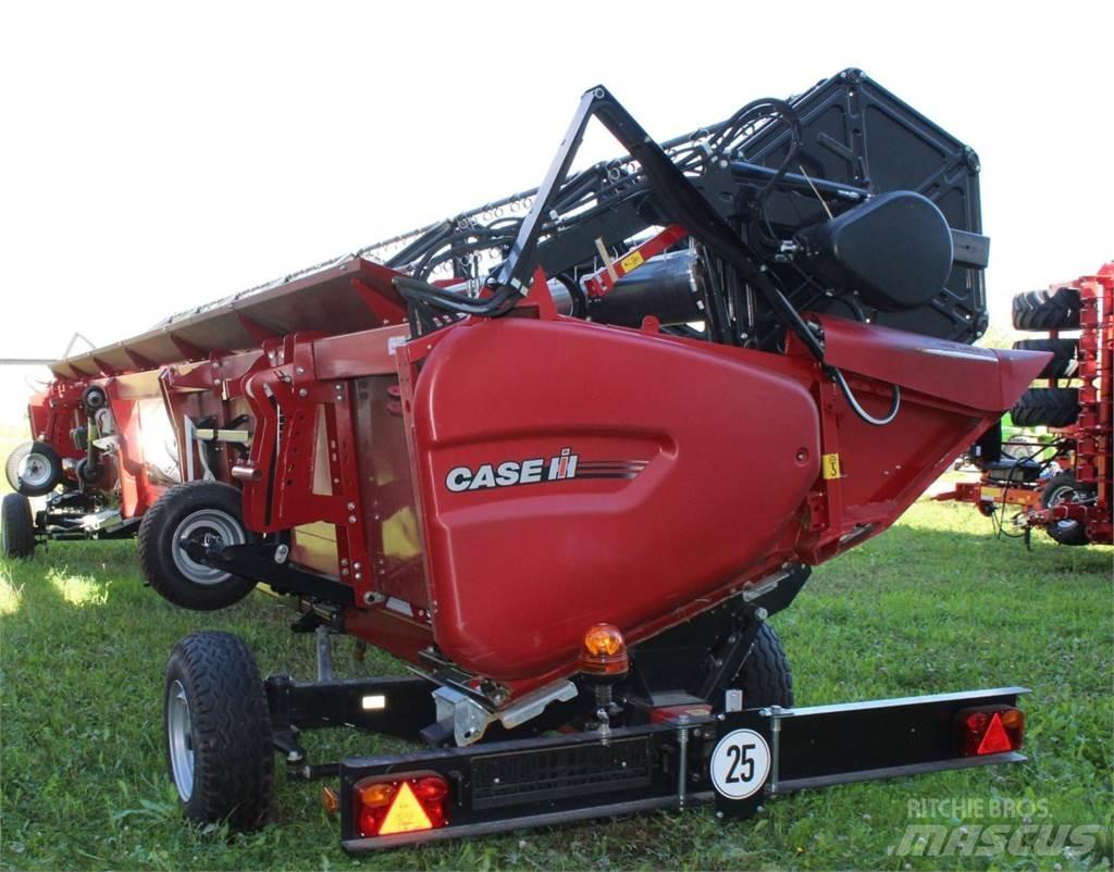 Case IH AF 8250 コンバイン