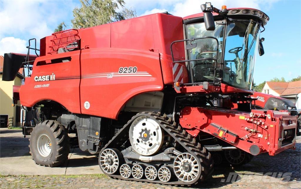 Case IH AF 8250 コンバイン