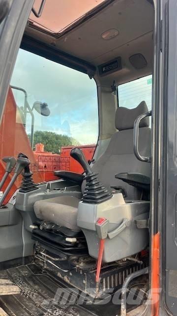 Doosan DX 140 LCR-3 大型油圧ショベル12t以上（パワーショベル・ユンボ）