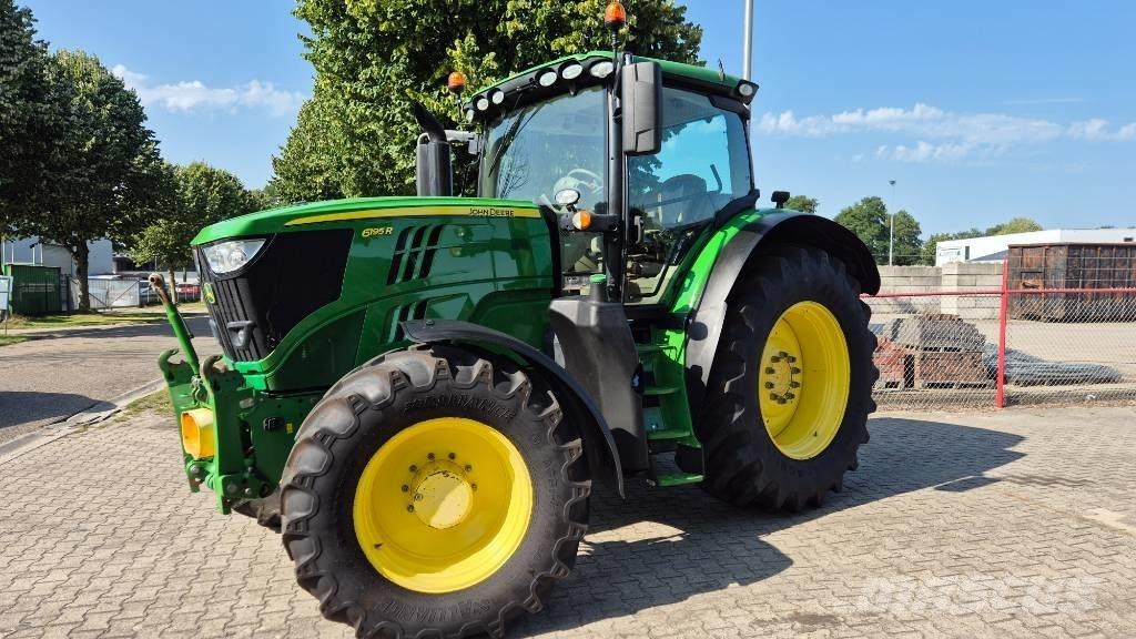John Deere 6195 R トラクター