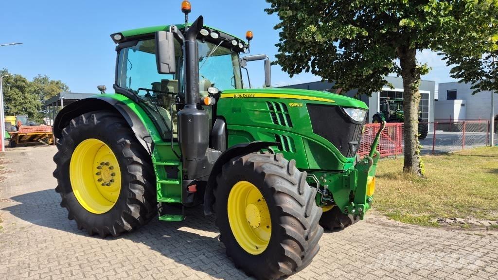 John Deere 6195 R トラクター