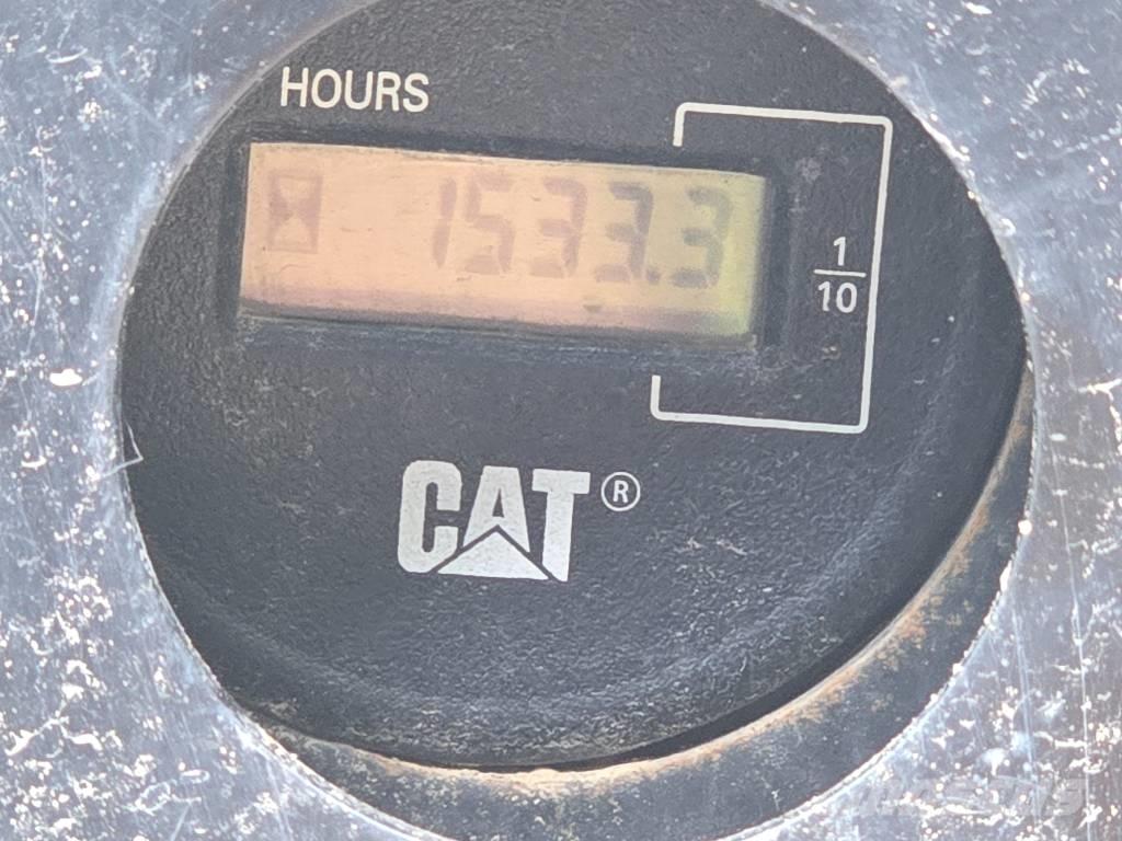 CAT 305.5 E CR ミニ油圧ショベル 7t以下（ミニユンボ・ミニディガー）