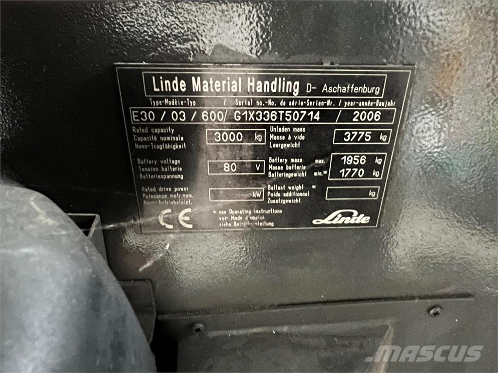Linde E30 / 03 / 600 バッテリーフォークリフト