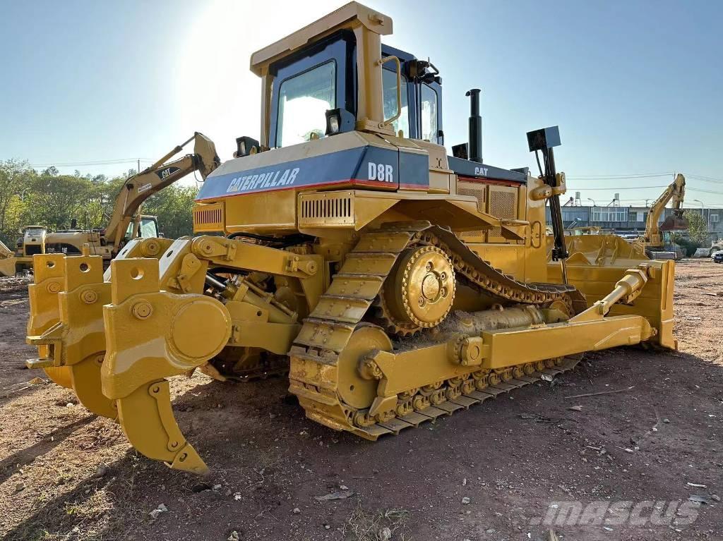 CAT D8R ブルドーザー