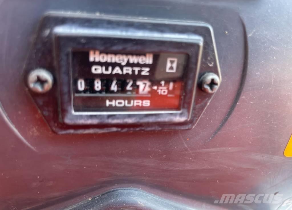 Kubota U 10-3 ミニ油圧ショベル 7t以下（ミニユンボ・ミニディガー）