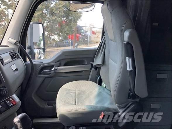 Kenworth T680 中古トラクターヘッド | トレーラーヘッド