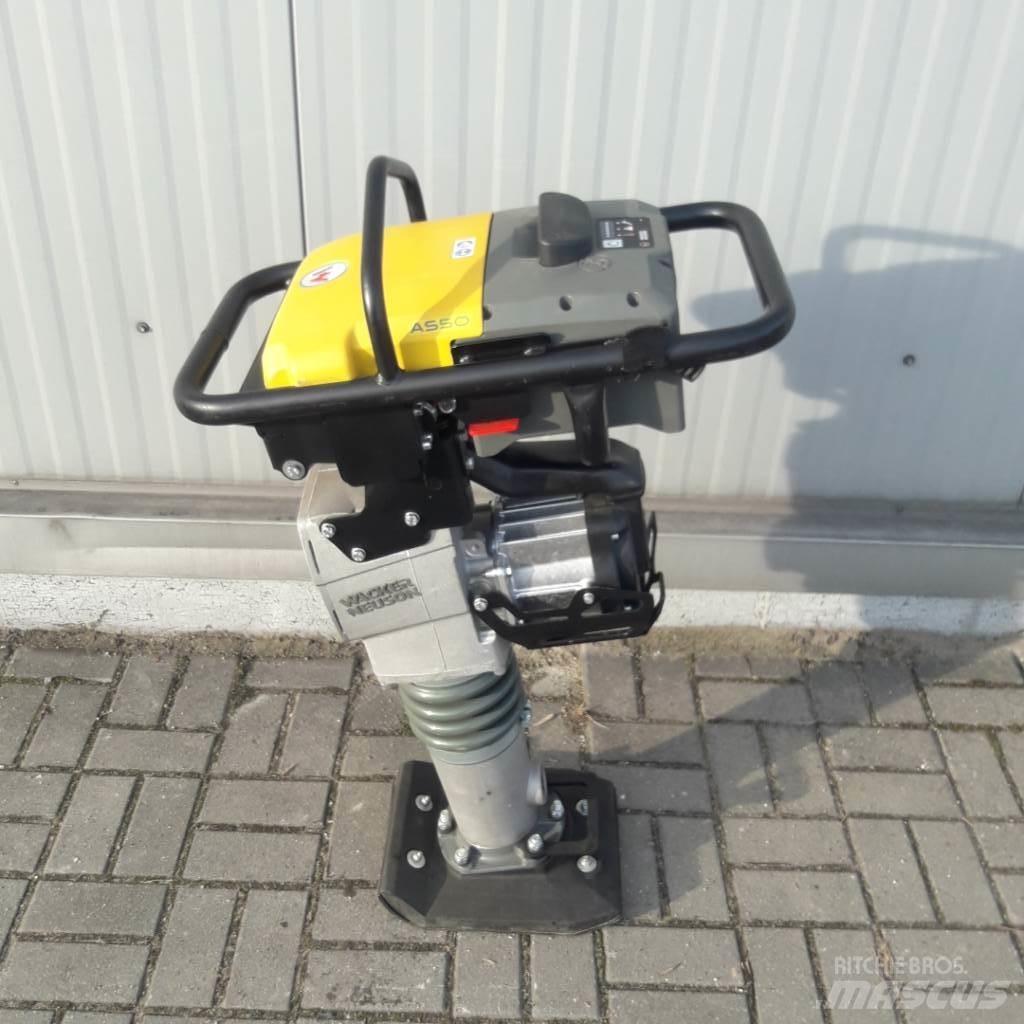 Wacker Neuson AS 50 タンパ/転圧バイブレータ