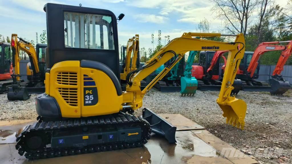 Komatsu PC 35 MR-3 ミニ油圧ショベル 7t以下（ミニユンボ・ミニディガー）