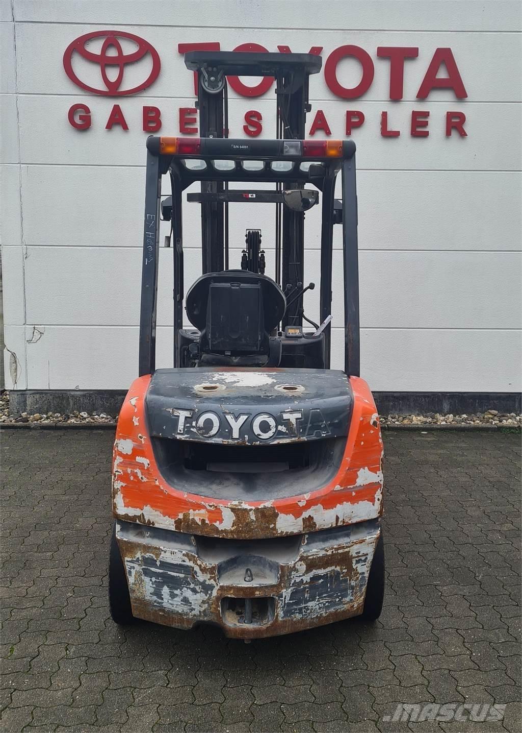 Toyota 02-8FDF30 ディーゼル・軽油