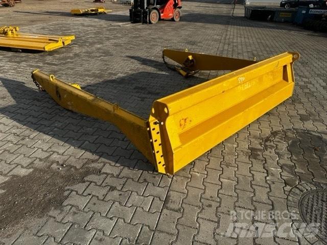 CAT 725 TAIL GATE アーティキュレート式ダンプトラック