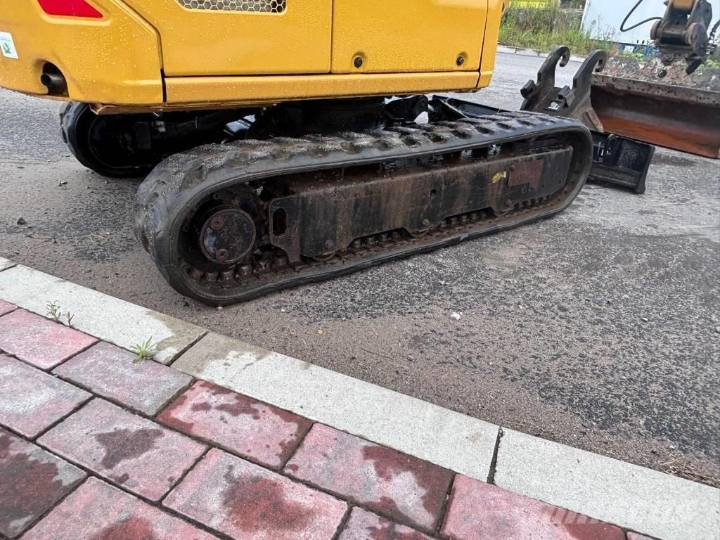 CAT 301.8 ミニ油圧ショベル 7t以下（ミニユンボ・ミニディガー）