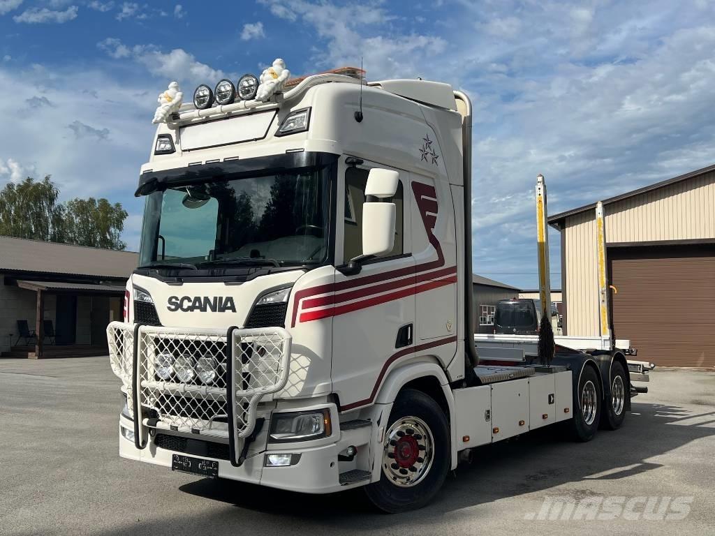 Scania R 730 B6X4NB 木材トラック