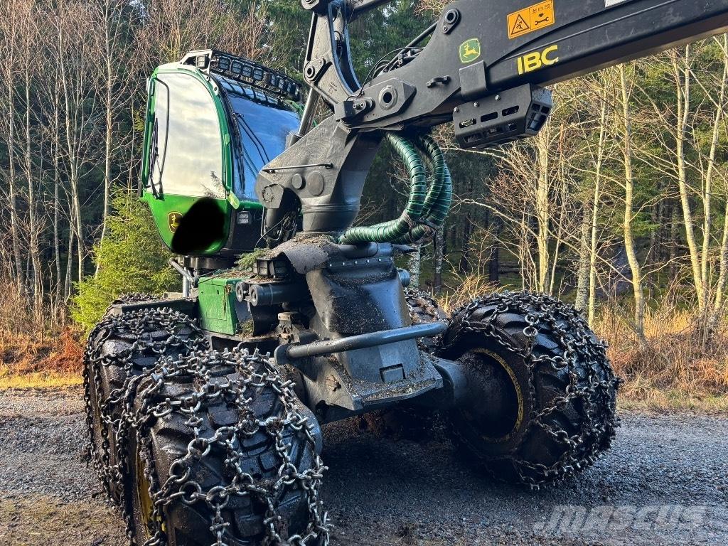 John Deere 1270G 8WD ハーベスター