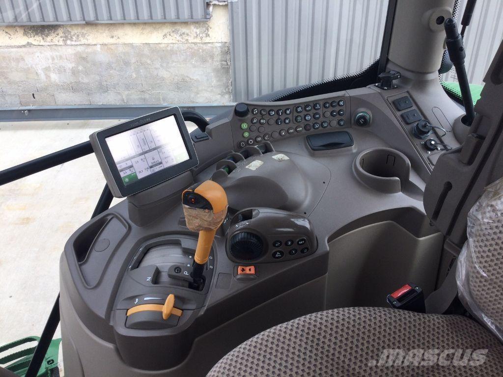 John Deere 6195R トラクター