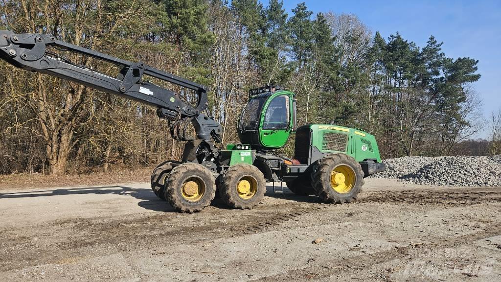 John Deere 1270 E ハーベスター