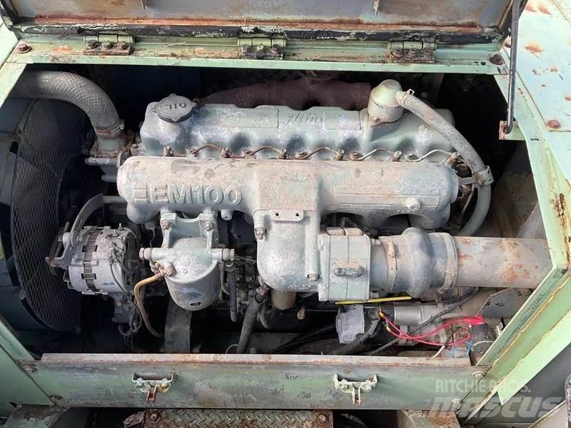 Hitachi KH125-3 クローラクレーン