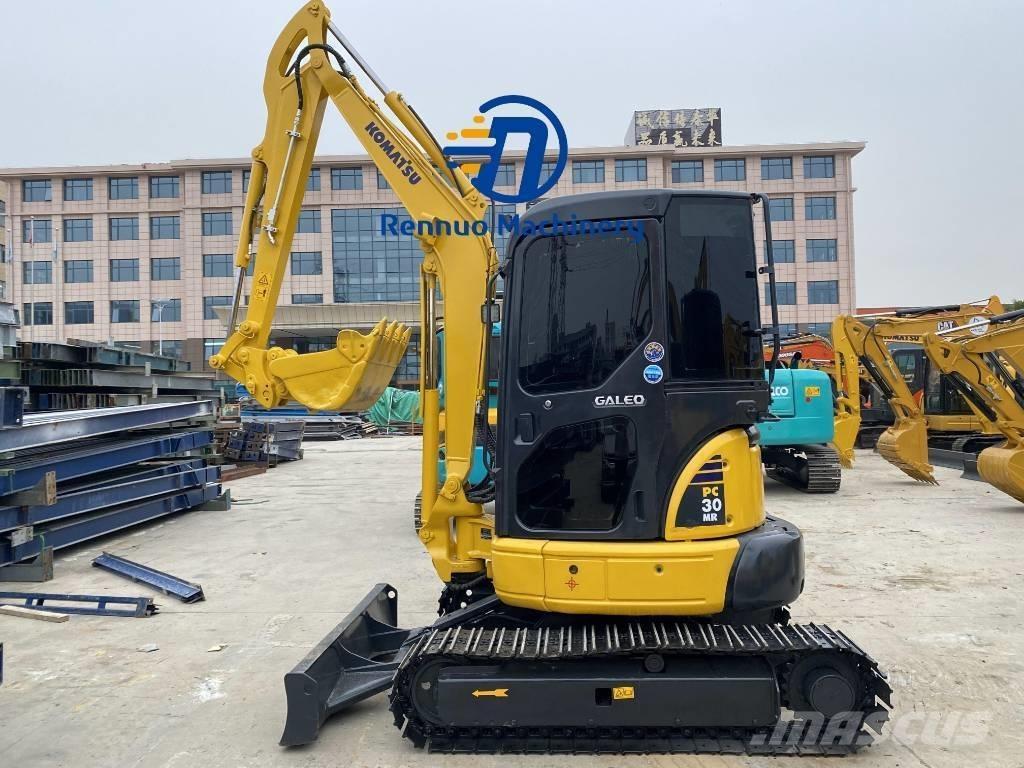 Komatsu PC 30 MR-3 ミニ油圧ショベル 7t以下（ミニユンボ・ミニディガー）