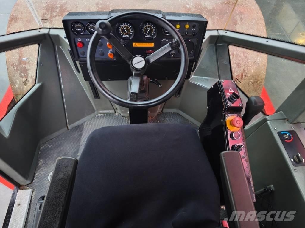 Dynapac CA 302 D 振動ローラ