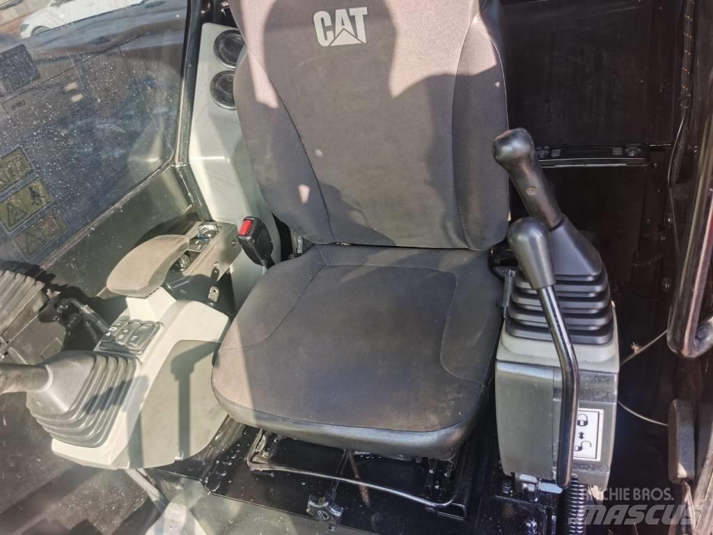 CAT 308 E 2 大型油圧ショベル12t以上（パワーショベル・ユンボ）