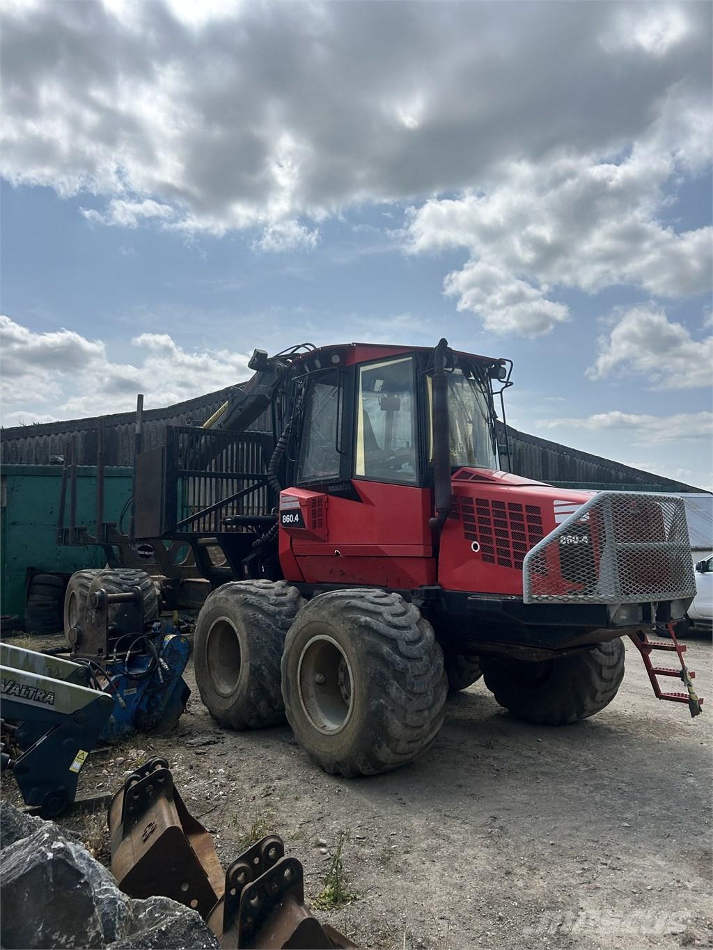 Komatsu 860.4 フォワーダー