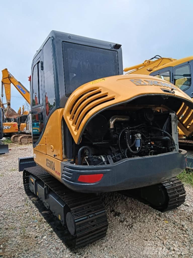 XCMG XE 60 DA ミニ油圧ショベル 7t以下（ミニユンボ・ミニディガー）