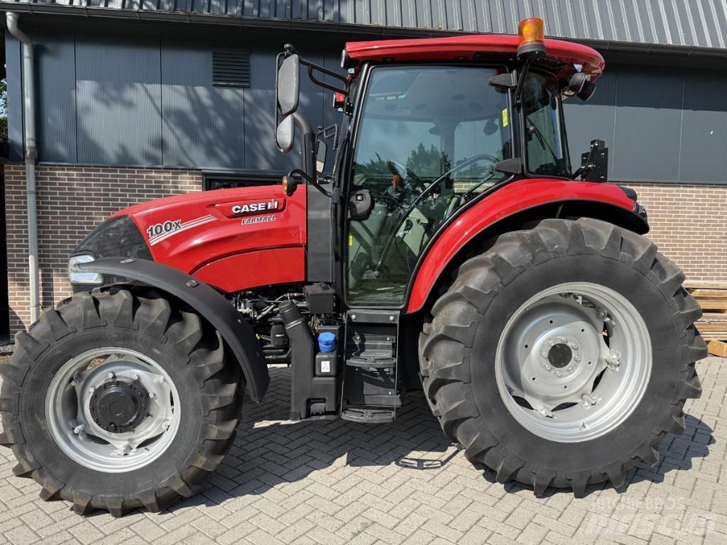CASE Farmall 100x トラクター