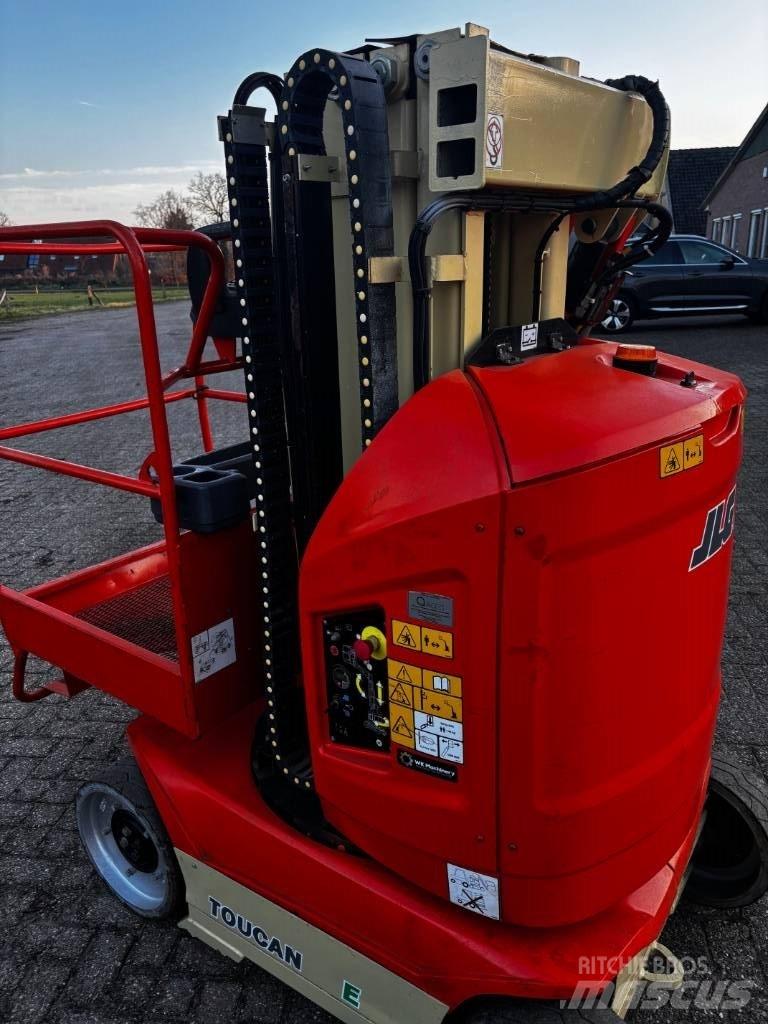JLG Toucan 8 E 垂直昇降型リフト