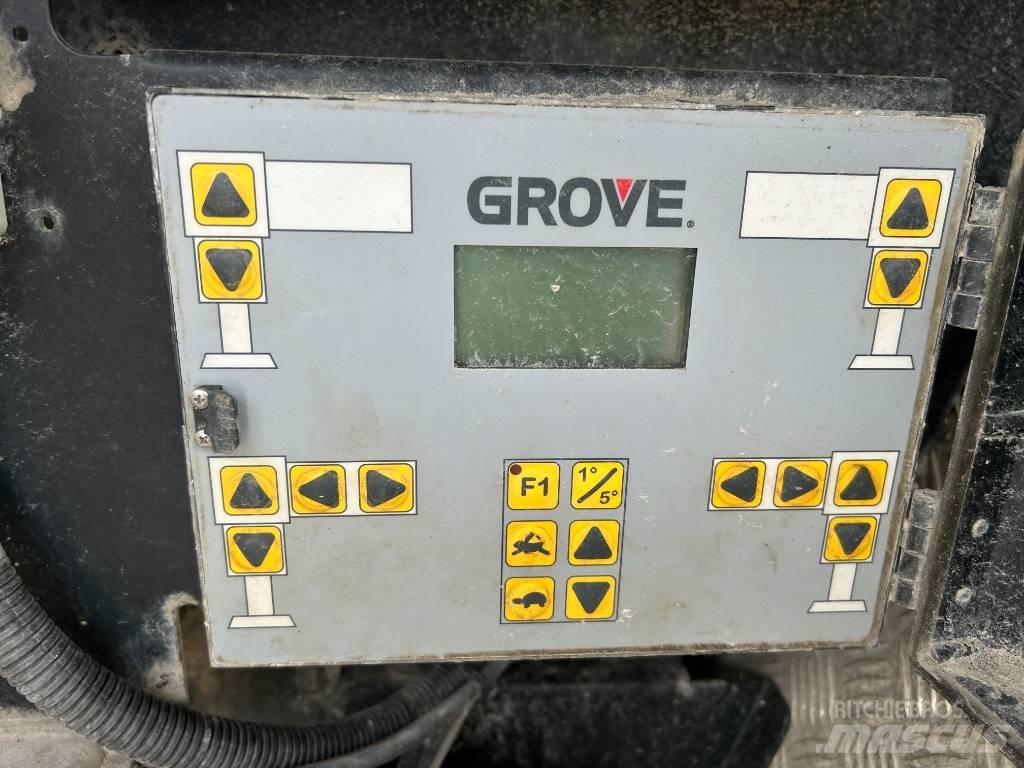 Grove GMK 5130-2 オールテレーンクレーン