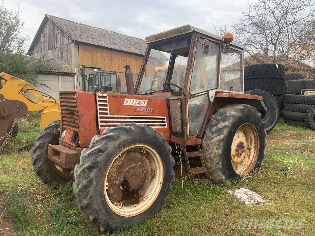 Fiat 680 DT トラクター