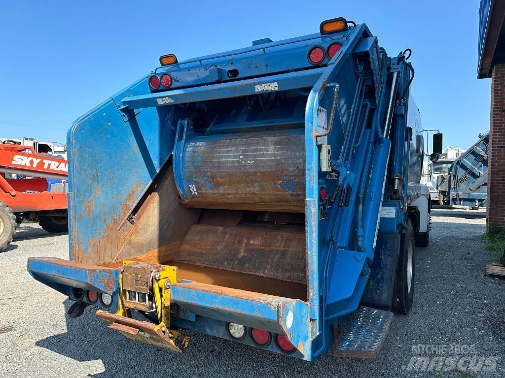 Kenworth T 270 塵芥車、パッカー車