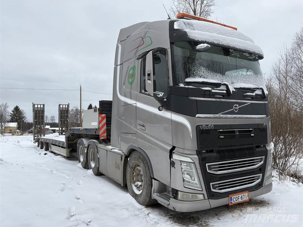 Volvo FH13 540 6x4 中古トラクターヘッド | トレーラーヘッド