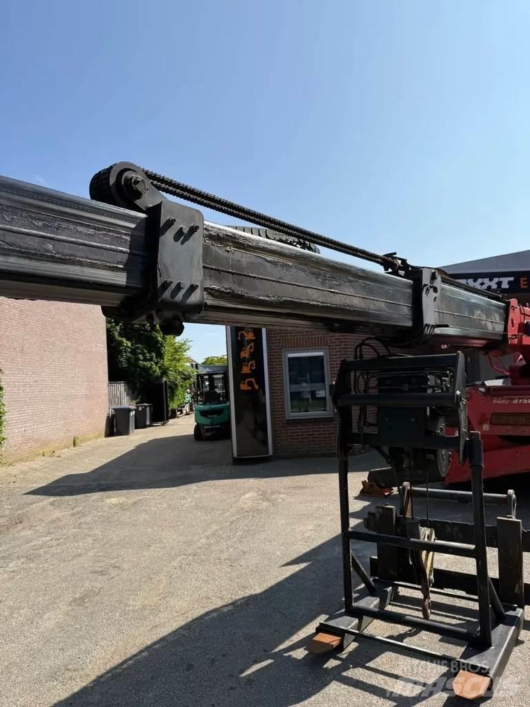 Manitou MRT 2150 テレスコーピックハンドラー