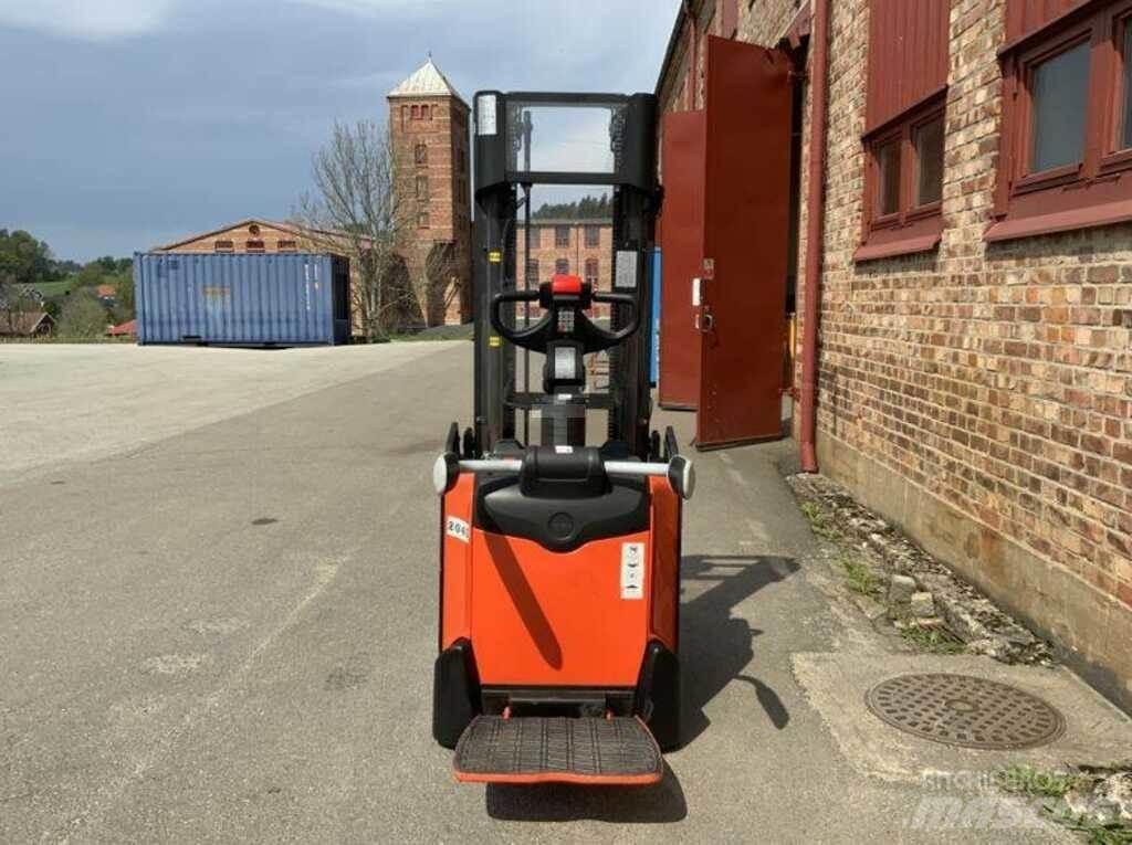 BT SPE 120 L ウォーキンフォークリフト
